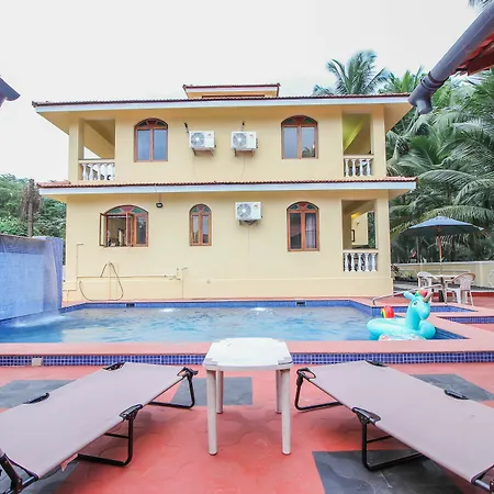 Oyo 10723 Home Pool View Studio Colva